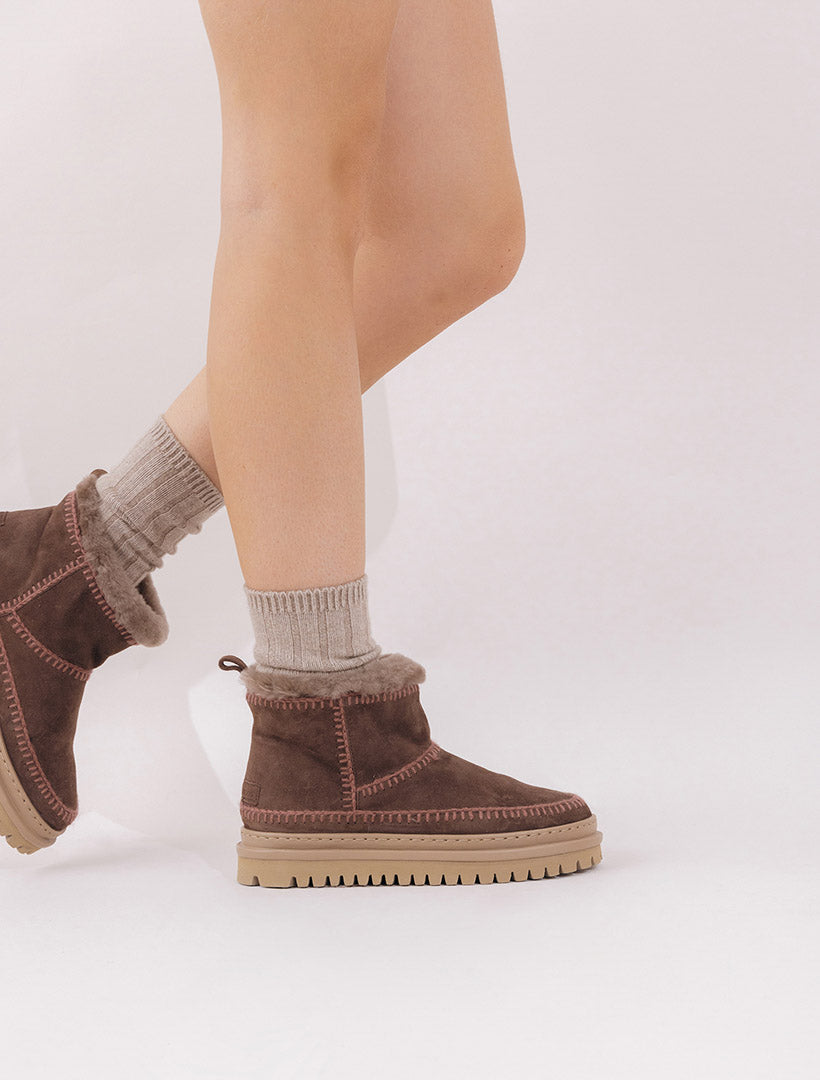 Nyali 4.0. Crochet Choc Suede Rosso