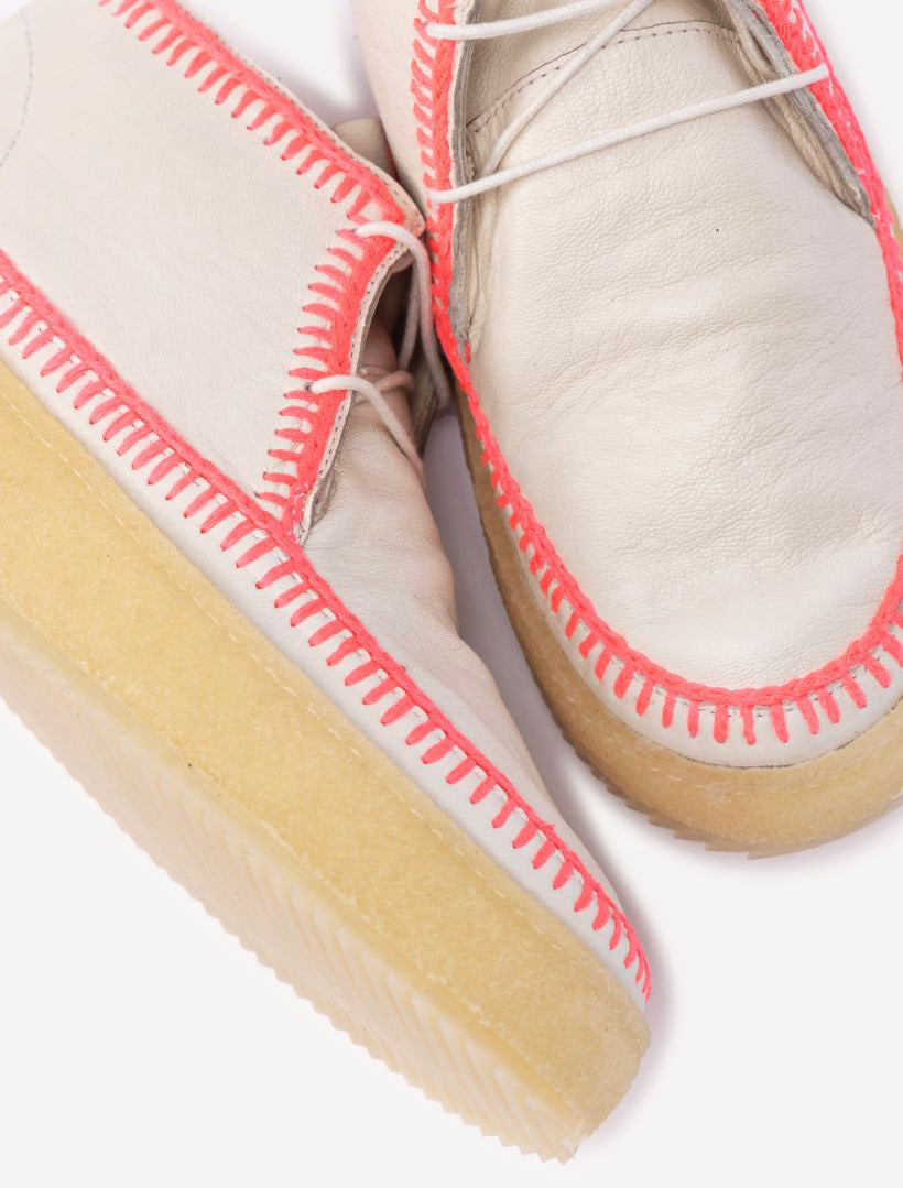 Shenje Low Platform Chukka Boots Milk Neon Pink