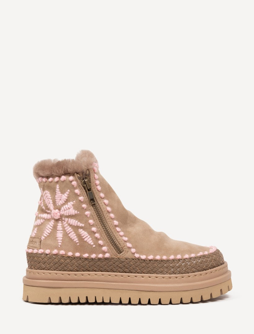 Setsu 4.0. Floral Otter Suede Baby Pink - Preorder - Ships 22 July 2026