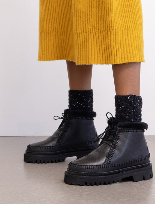 Argo 3.0. Crochet Ankle Boot Black Leather Black