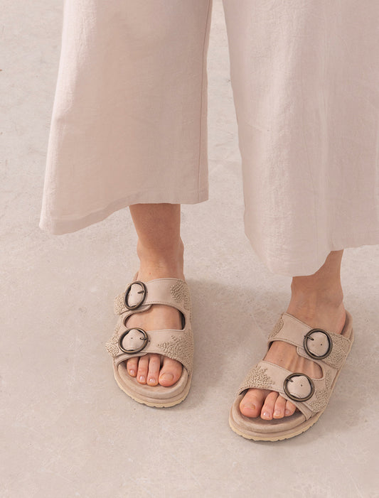 Clay French Knot Sand Suede Natural