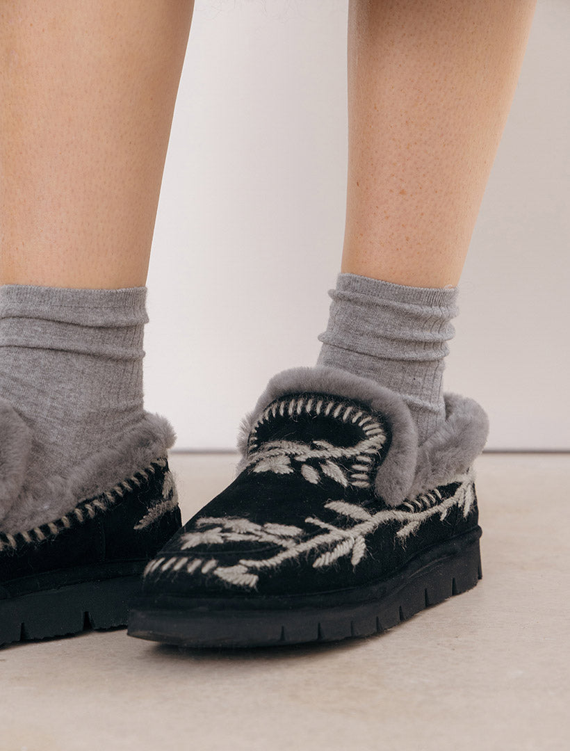 Jude Slippers Blossom Black Suede Grey
