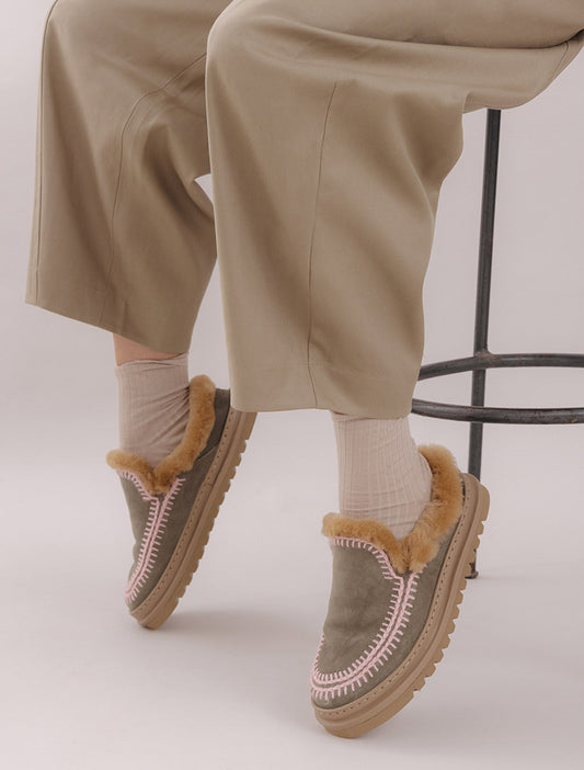 Jun 4.2. Slippers Moss Suede Baby Pink