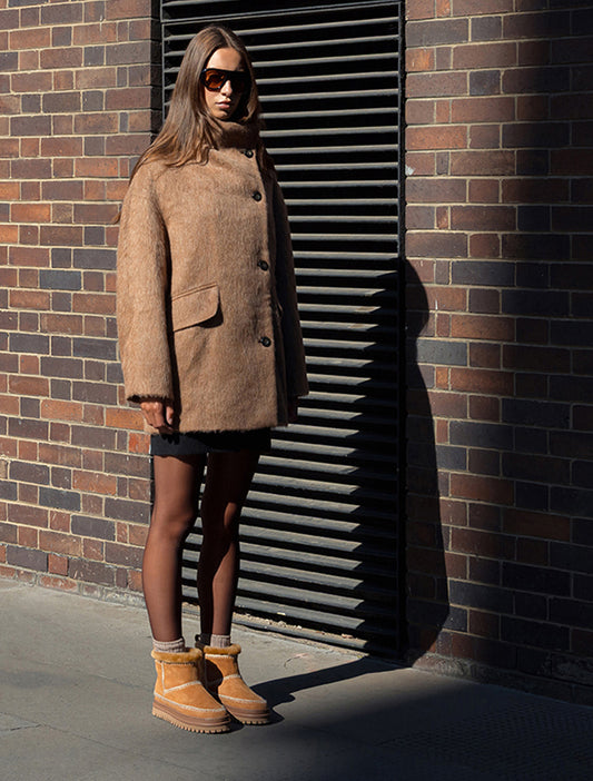 Nyali 4.0. Crochet Chestnut Suede Natural