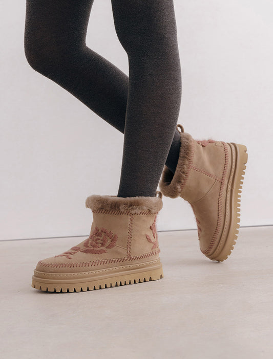 Nyali 4.0. Rose Otter Suede Rosso
