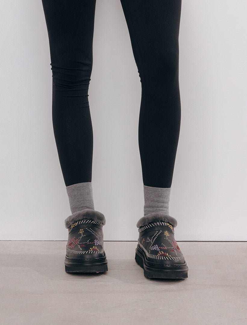 Nyali Micro 4.3. Folk Black Leather Multi