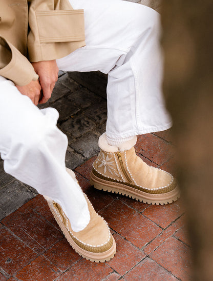 Setsu 4.0. Floral Ankle Boot Saffron Suede Natural