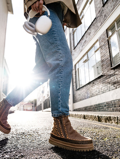 Setsu 4.0. Floral Ankle Boot Taupe Suede Peach