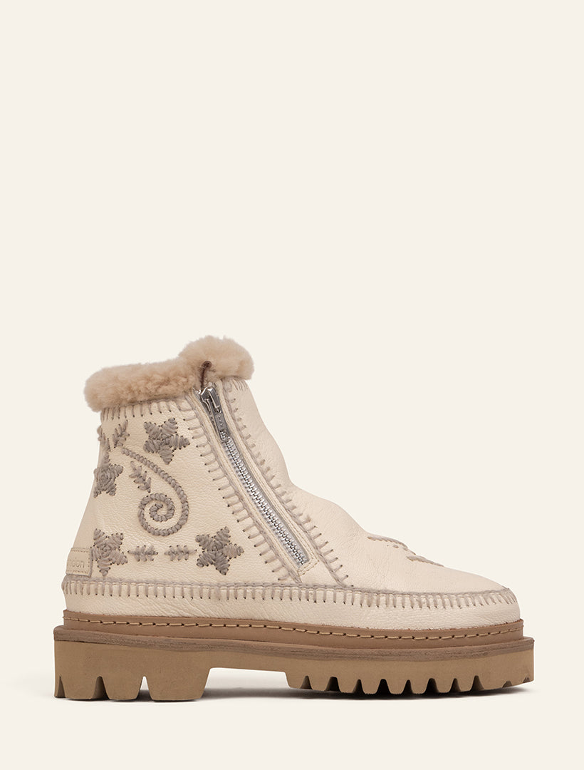 Setsu 3.0. Paisley Ankle Boot Buttermilk Leather Wheat