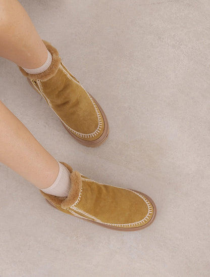 Setsu 4.0. Crochet Chestnut Suede Natural