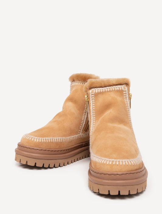 Setsu 4.0. Crochet Chestnut Suede Natural - Preorder - Ships 25 August 2026