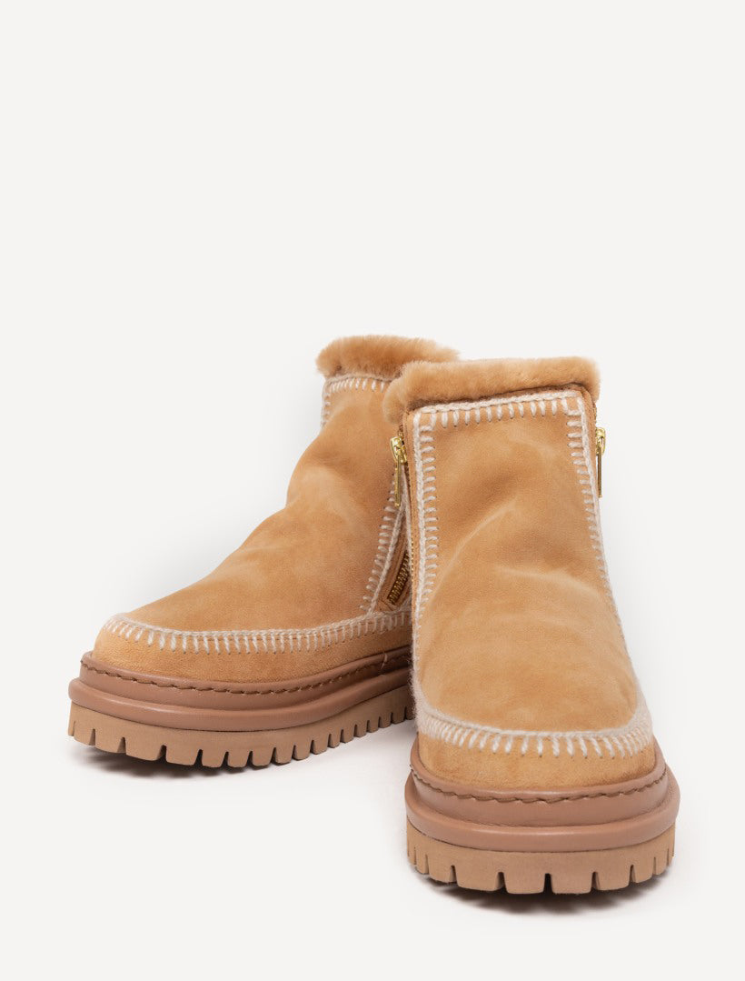 Setsu 4.0. Crochet Chestnut Suede Natural