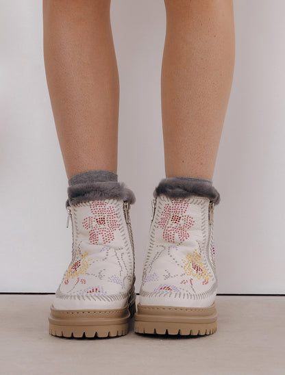 Setsu 4.0. Folk Milk Leather Multi