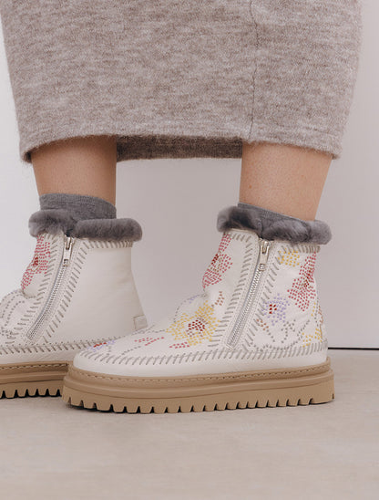 Setsu 4.0. Folk Milk Leather Multi