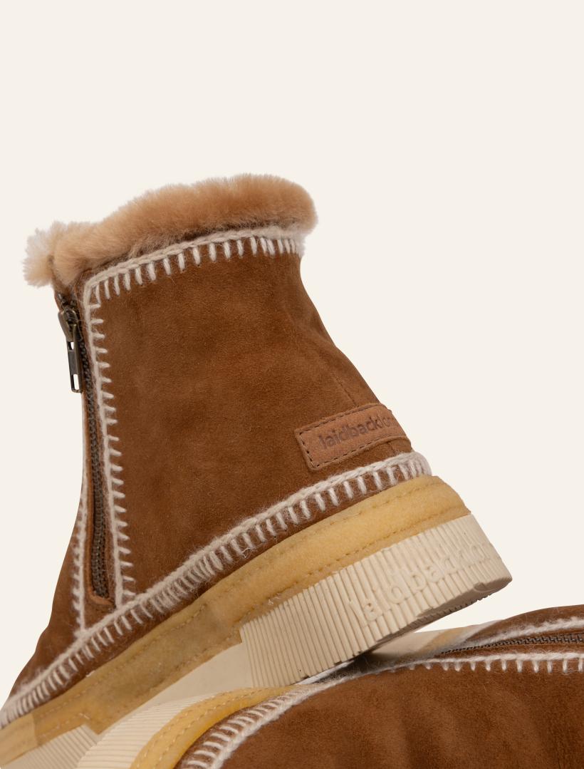 Setsu 6.0. Crochet Ankle Boot Nutmeg Suede Natural