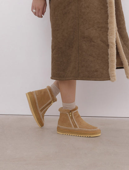 Setsu Wedge Crochet Saffron Suede Natural