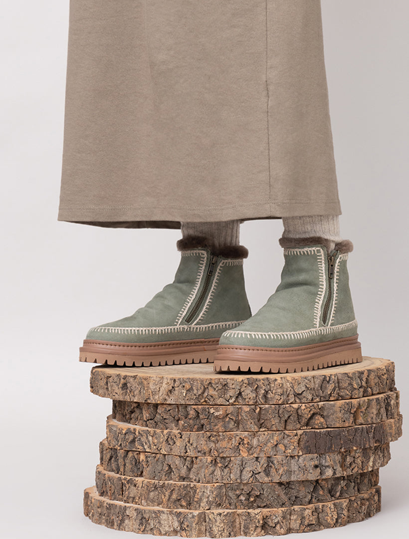 Setsu 4.0. Crochet Ankle Boot Moss Suede Natural