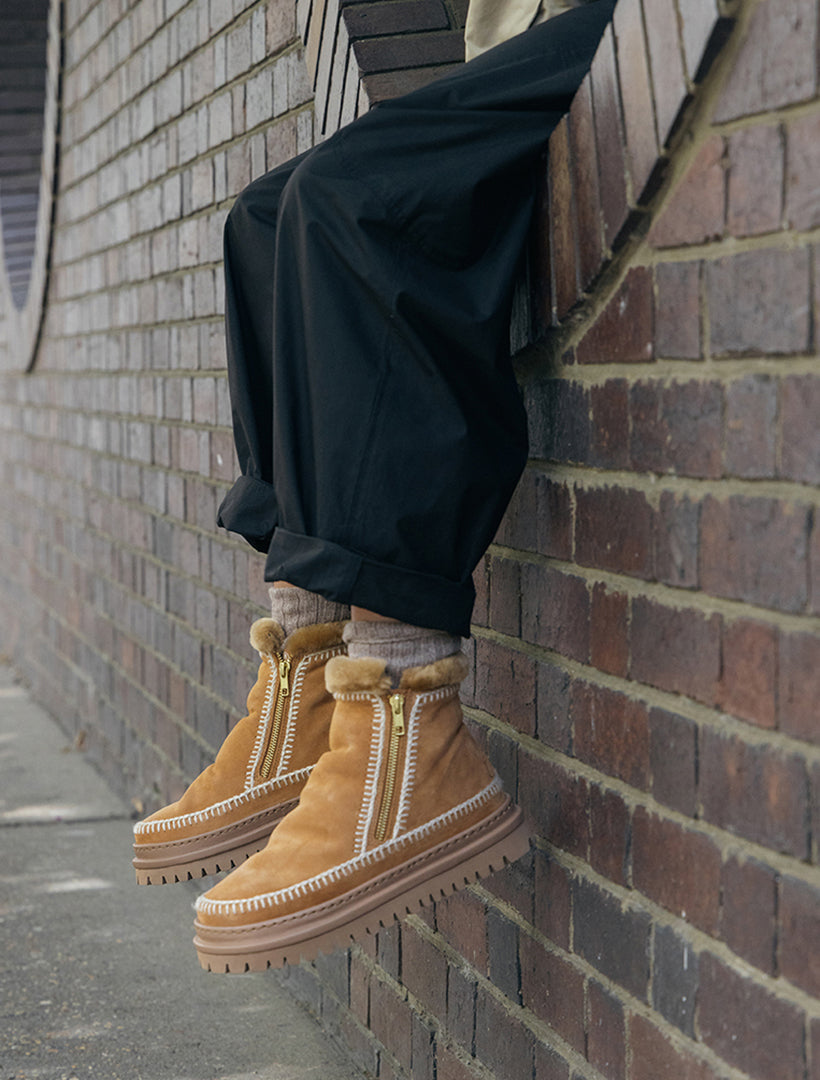 Setsu 4.0. Crochet Chestnut Suede Natural - Preorder - Ships 25 August 2026