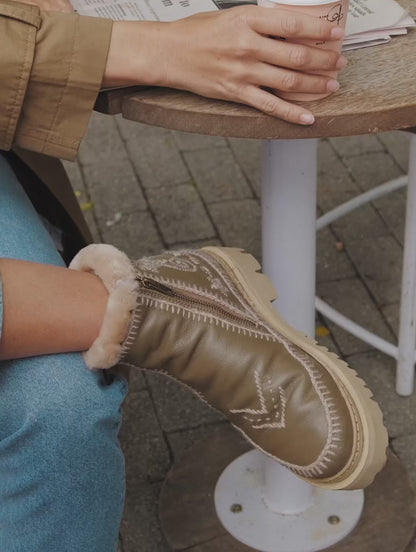 Setsu 3.0. Paisley Ankle Boot Otter Leather Wheat