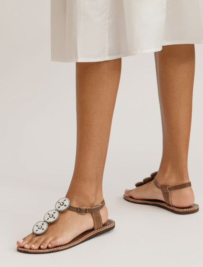 Isko Flat Leather Sandal White Maasai