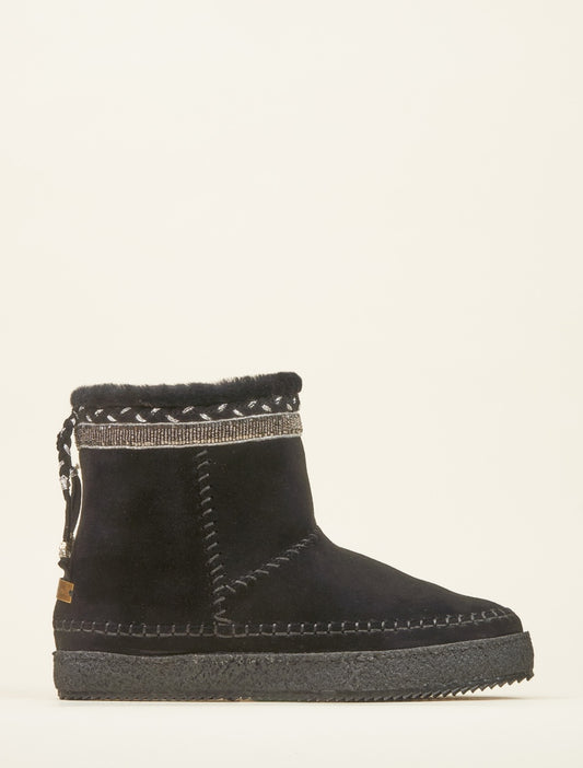 Nyali Classic Pull On Ankle Boot Black Suede Pewter